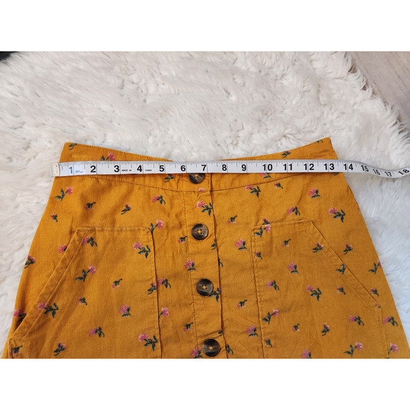 American Eagle Womens Yellow Floral Corduroy Button Front Mini Skirt Size Small - Picture 5 of 6
